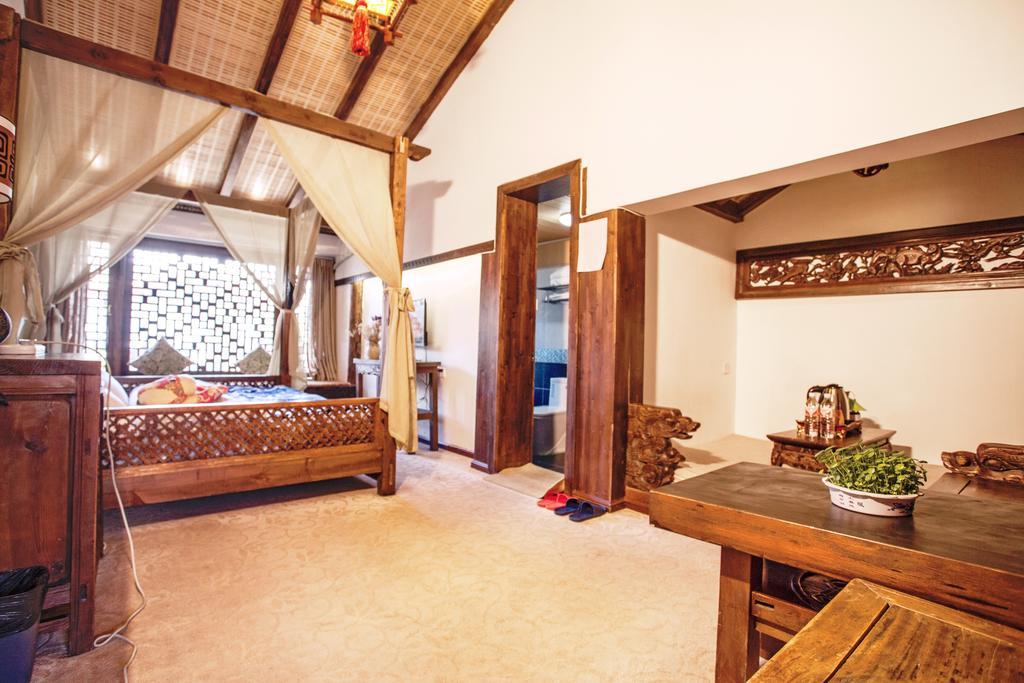 XI Tang Exquisite Hotel Лицзян Номер фото